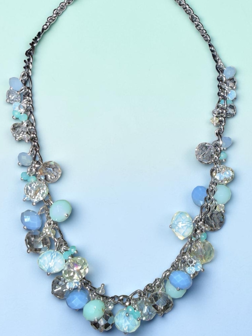 Gorgeous Simply Vera Wang Blue & Aqua Beaded Necklace Gunmetal Tone - Picture 6 of 8